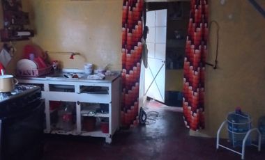 CASA CON 6 DEPARTAMENTOS INDEPENDIENTES, 1 EN OBRA NEGRA CON 90% DE AVANCE EN LA OBRA.