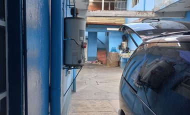CASA CON 6 DEPARTAMENTOS INDEPENDIENTES, 1 EN OBRA NEGRA CON 90% DE AVANCE EN LA OBRA.