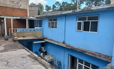 CASA CON 6 DEPARTAMENTOS INDEPENDIENTES, 1 EN OBRA NEGRA CON 90% DE AVANCE EN LA OBRA.