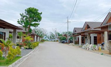 For Sale Pre-Selling Townhouse w/ Loft in Aduna Beach Villas, in Danao City