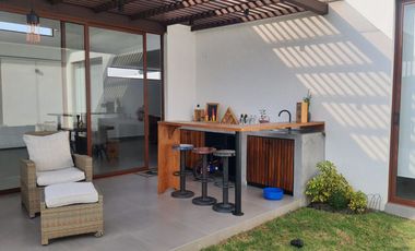 HERMOSA CASA DE VENTA EN TUMBACO HILACRIL!! UNA PLANTA!!