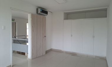 ALQUILER CASA COMERCIAL 2 PISOS CHIPICHAPE - NORTE DE CALI