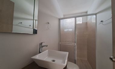 ALQUILER CASA COMERCIAL 2 PISOS CHIPICHAPE - NORTE DE CALI