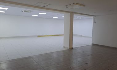 ALQUILER CASA COMERCIAL 2 PISOS CHIPICHAPE - NORTE DE CALI