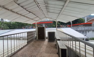 ALQUILER CASA COMERCIAL 2 PISOS CHIPICHAPE - NORTE DE CALI