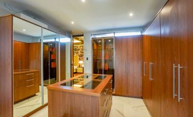 FOR SALE: 6BR House and Lot in Multinational Village, Paranaque | 1DS-066