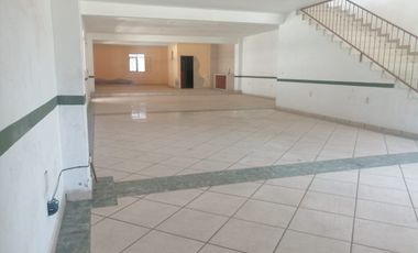 Oportunidad De Inversión / Casa Con Dos Terrenos En Venta, Tapalpa (Zona Centro).