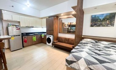 The Venice Luxury Residence | Studio Condo Unit For Rent #7040