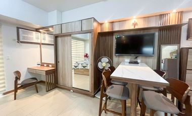 The Venice Luxury Residence | Studio Condo Unit For Rent #7040