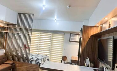 The Venice Luxury Residence | Studio Condo Unit For Rent #7040