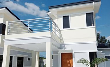 2 Bedroom House and Lot for sale in Subdivision in Floridablanca, Pamapnga