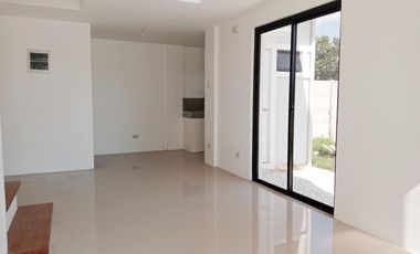 2 Bedroom House and Lot for sale in Subdivision in Floridablanca, Pamapnga