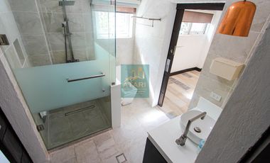 Multilevel 5 Bedroom House and Lot for Sale in Maria Luisa Estate Park