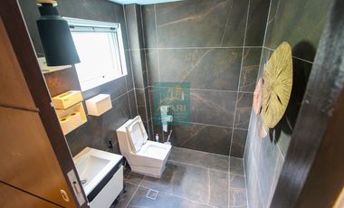 Multilevel 5 Bedroom House and Lot for Sale in Maria Luisa Estate Park