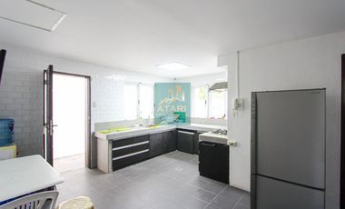 Multilevel 5 Bedroom House and Lot for Sale in Maria Luisa Estate Park