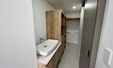 CASA CAMPESTRE EN ENVIGADO-LOMA DEL ESMERALDAL