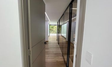 CASA CAMPESTRE EN ENVIGADO-LOMA DEL ESMERALDAL