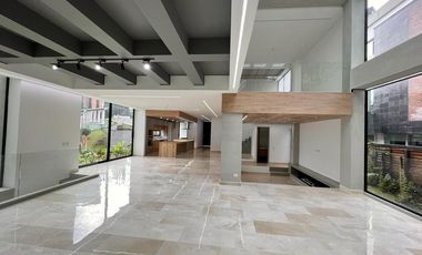 CASA CAMPESTRE EN ENVIGADO-LOMA DEL ESMERALDAL