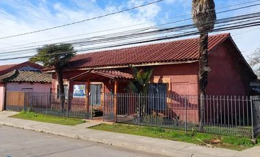 CASA CALLE HUMBERTO SILVA ESQ ALCIDES O'KUINGHTTONS - SAN CLEMENTE