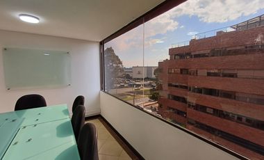 Arrienda Oficina 130 M2 Amoblada 12 personas