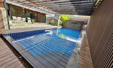 3 Bedrooms COZY Luxury Pool Villa For Rent in Sannameng, San Sai