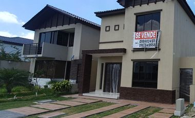 Casa en venta de estreno Ciudad Celeste Etapa Estribor