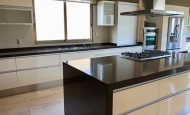 Casa En Venta En Zona Plateada Pachuca En Un Solo Nivel Privada La Purísima