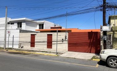 Atención Inversionista Venta de Casa en Mitras Centro Monterrey