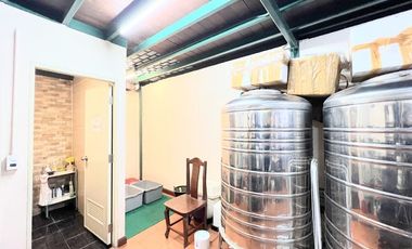 ขาย อาคารพานิชย์ ติดถนนสรรพาวุธ เหมาะสำหรับลงทุน,ค้าขาย,เปิดร้าน,คลีนิค,ออฟฟิศ,ร้านอาหารจอดรถด้านหน้าได้ถึง 4-6 คัน ไม่รวมตรงถนนหน้าตึก