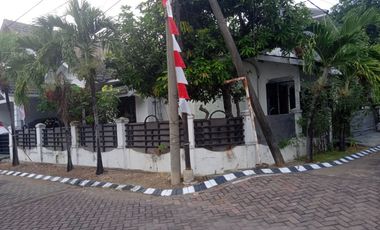 DIJUAL Rumah hook  di Delta Sari Indah