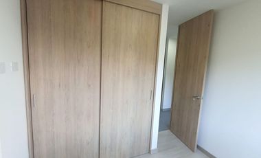 PR18278 Apartamento en arriendo en el sector Loma del Escobero