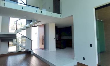 Casa Minimalista en Venta en Burgos Bugambilias, Temixco Morelos.