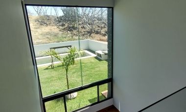 Casa Minimalista en Venta en Burgos Bugambilias, Temixco Morelos.