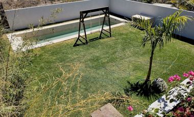 Casa Minimalista en Venta en Burgos Bugambilias, Temixco Morelos.