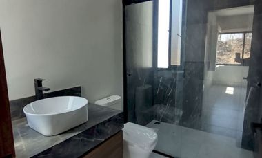 Casa Minimalista en Venta en Burgos Bugambilias, Temixco Morelos.