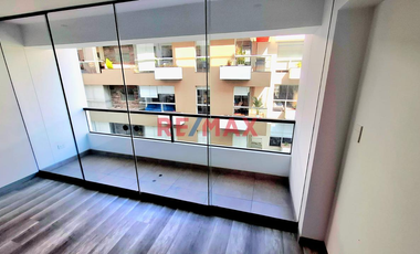 Departamento 3 Dormitorios Sala Comedor Super Iluminado Y Espacioso En Chacarilla Surco