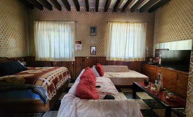 Casa de una planta para Remodelar en Av Hidalgo, Colonia San Bernardino.