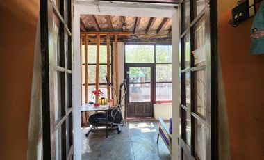 Casa de una planta para Remodelar en Av Hidalgo, Colonia San Bernardino.