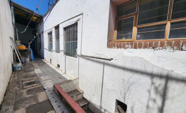 Casa de una planta para Remodelar en Av Hidalgo, Colonia San Bernardino.