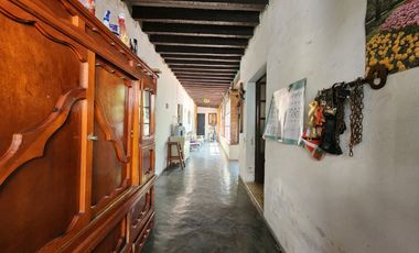 Casa de una planta para Remodelar en Av Hidalgo, Colonia San Bernardino.