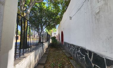 Casa de una planta para Remodelar en Av Hidalgo, Colonia San Bernardino.