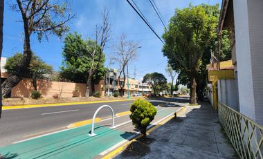 Casa de una planta para Remodelar en Av Hidalgo, Colonia San Bernardino.