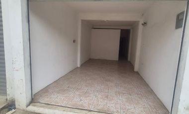 Local en Alquiler en la Avenida Portete, 35 mt2, 1 Baño, Sur de Guayaquil.