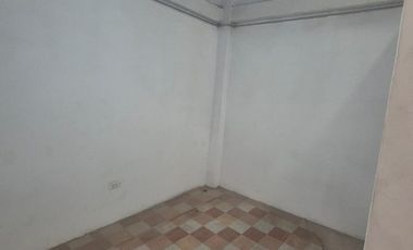 Local en Alquiler en la Avenida Portete, 35 mt2, 1 Baño, Sur de Guayaquil.