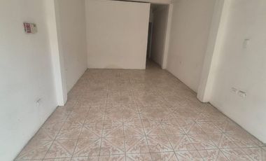 Local en Alquiler en la Avenida Portete, 35 mt2, 1 Baño, Sur de Guayaquil.