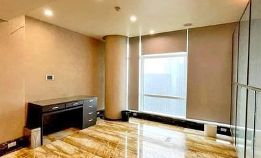 FOR SALE! 4 Bedroom Unit in One Roxas Triangle, Makati