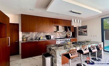 ESPECTACULAR CASA EN CANCUN COUNTRY CLUB