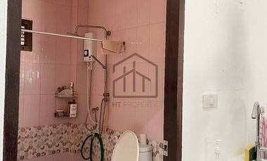 Land for sale with 1 small house and 1 storage building, San Khong, San Kamphaeng.