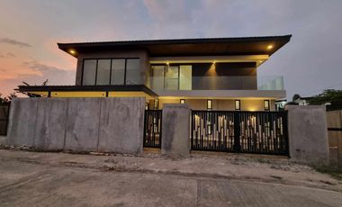 FOR SALE!! HOUSE & LOT in BACOLOD CITY