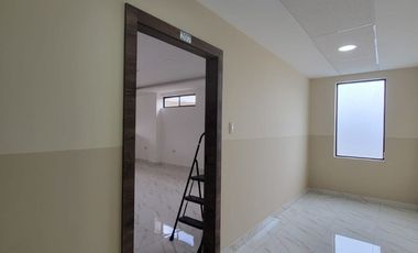 En alquiler lujoso y moderno departamento en Alamos Norte, Guayaquil